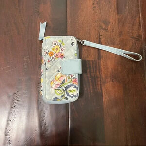 Vera Bradley All In One Wristlet Floating Garden Wallet Id Case
